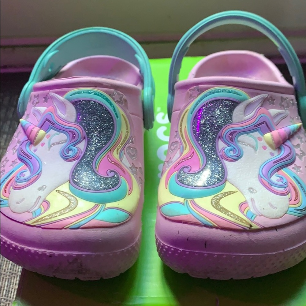unicorn 🦄 CROCS Size 8